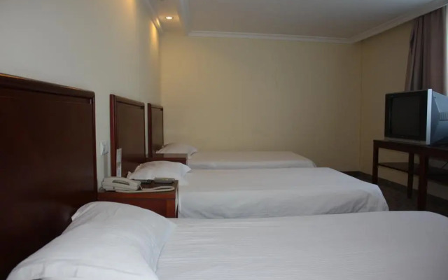 GreenTree Inn ShangHai WuNing Road ZhenPing Road Metro Station Busines