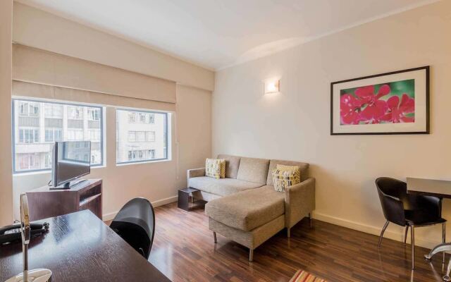 Adderley Hotel