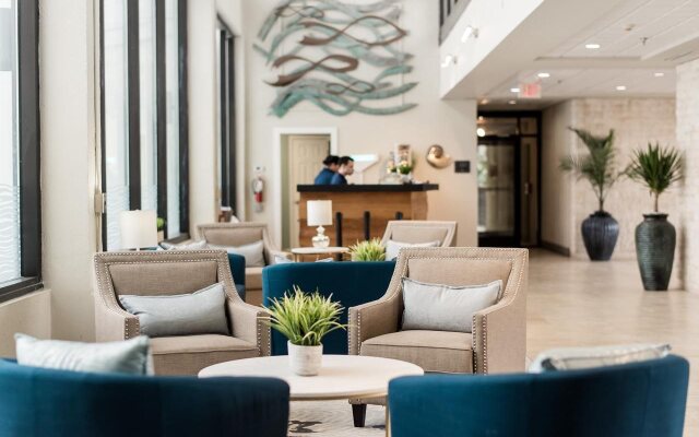 Shell Island Resort - All Oceanfront Suites