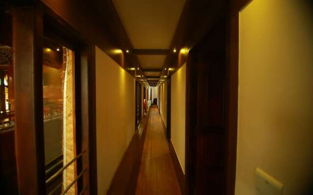 My Trip Houseboat