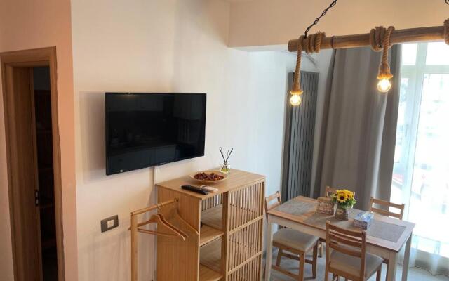 Alezzi Holiday Apartment 13 G