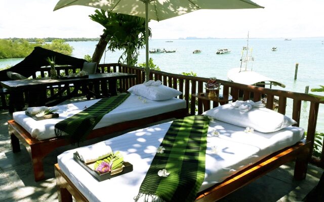 Arawan Beach Resort Krabi