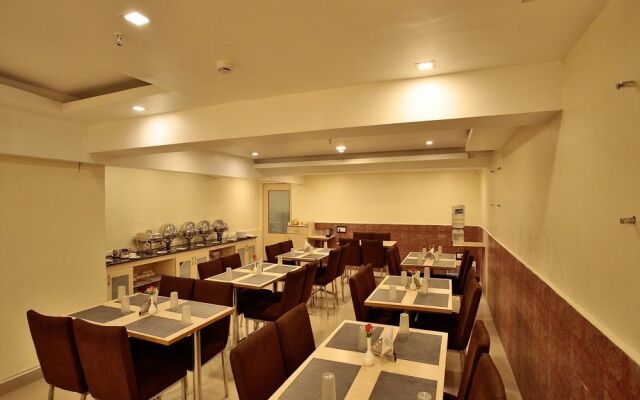 FabHotel Pearl T Nagar