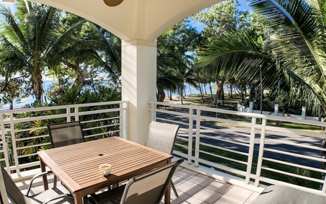 Villa Beach Palm Cove