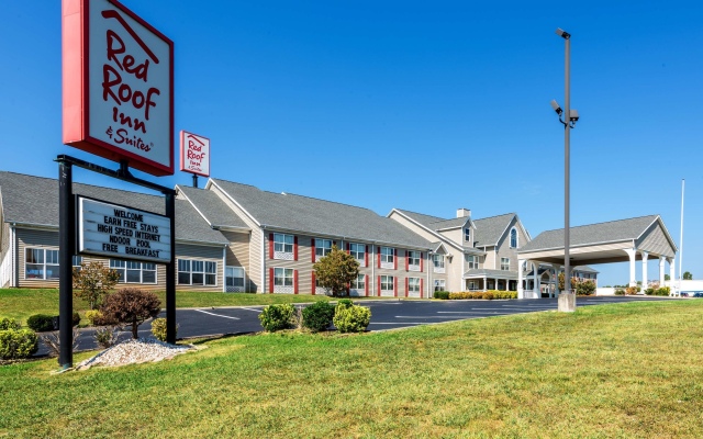 Red Roof Inn & Suites Knoxville East