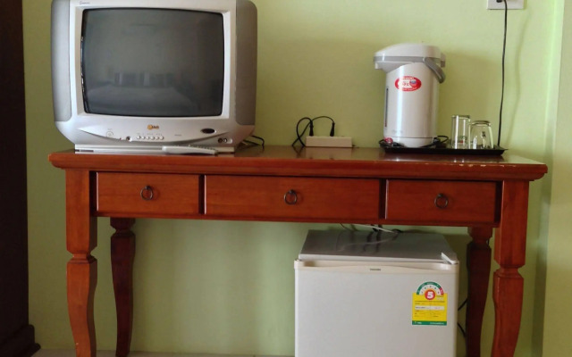 Tropicoza Guest House