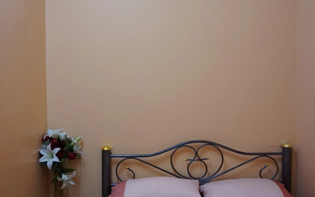 OYO 730 Meedee Hostel