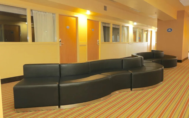 The Atrium Resort, Virginia Beach by Vacatia