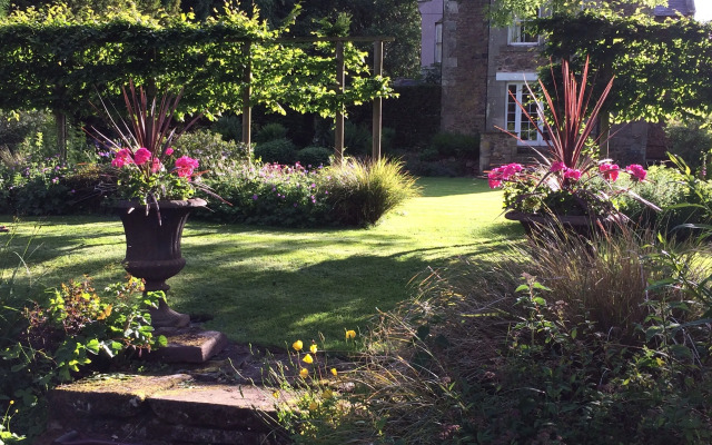 Ingram House Bed & Breakfast