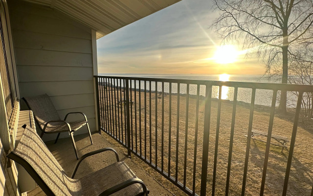 AmericInn by Wyndham Menominee