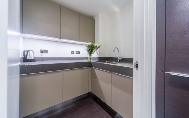 Royal Apartments - City of London