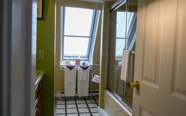 Mercury Hotel Provincetown