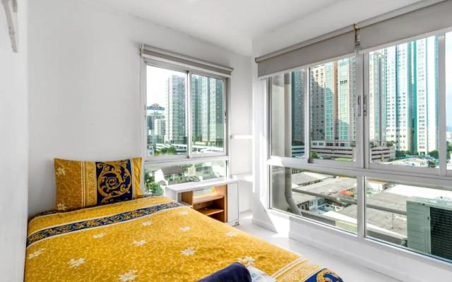 Right Place Sathorn