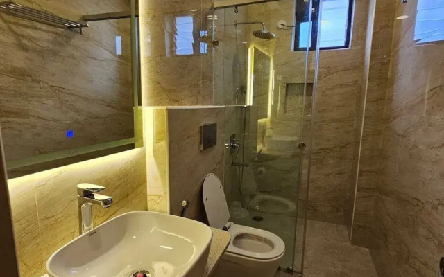 Western Suites
