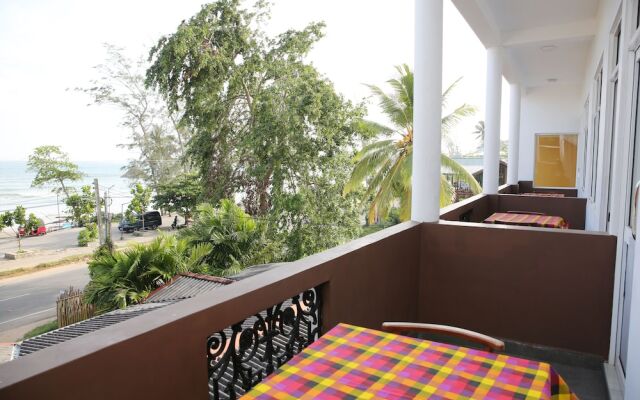 Golden Bay Resort Weligama