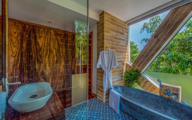Villa Eternal, Private Pool, 3 Floors & Rooftop Terrace