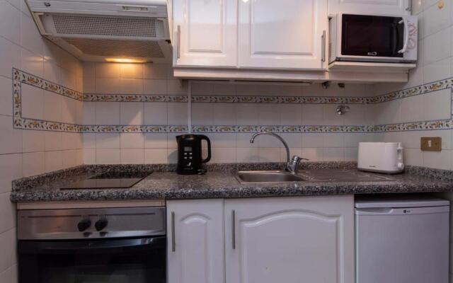 Parque Santiago IV 70 - Studio with sea and pool view