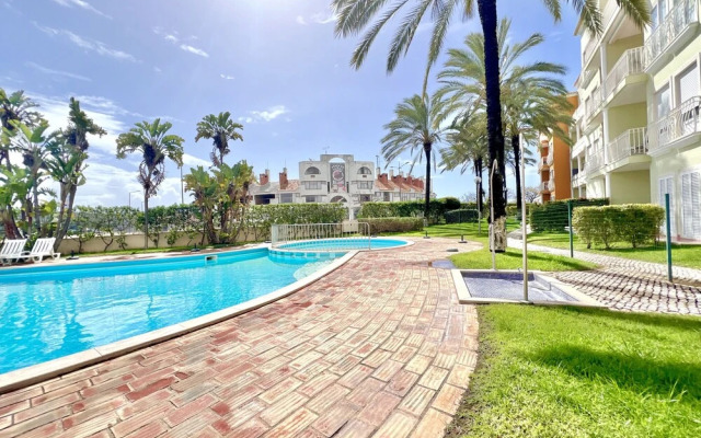 Albufeira Modern 6 With Pool by Homing