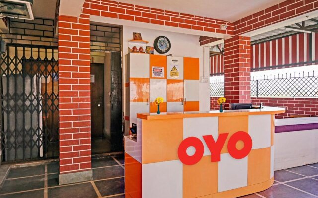 OYO Flagship 703718 S.s.guest House 4
