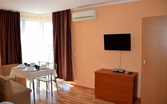 Sineva Del Sol Apartments