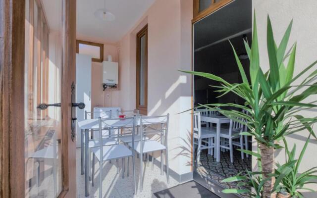 Gîte Pougy, 3 pièces, 5 personnes - FR-1-543-79