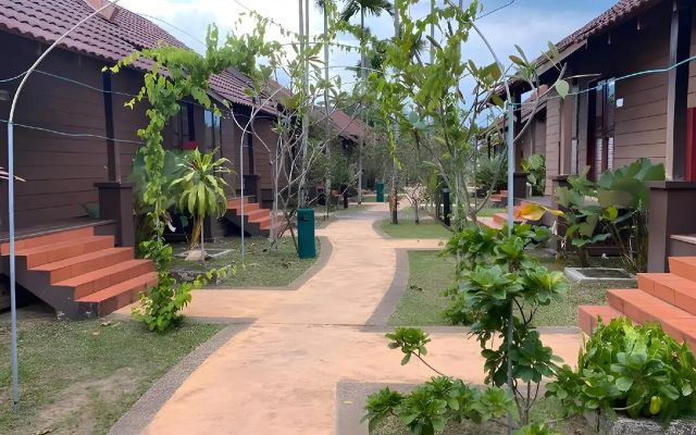 Ulek Beach Resort