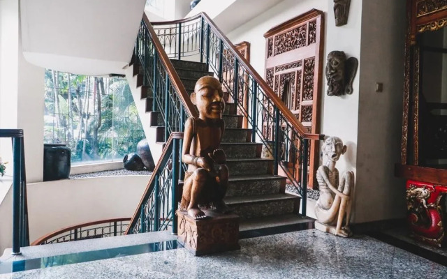 RedDoorz Plus near Monumen Nasional Jakarta