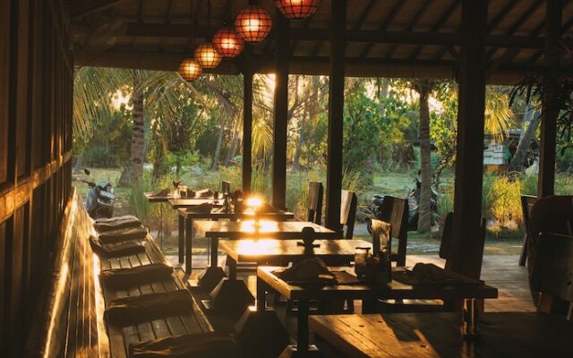 Mangroove Bay Boutique Hostel