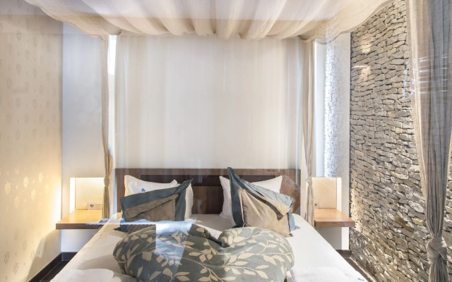 Echo Residence All Suite Hotel