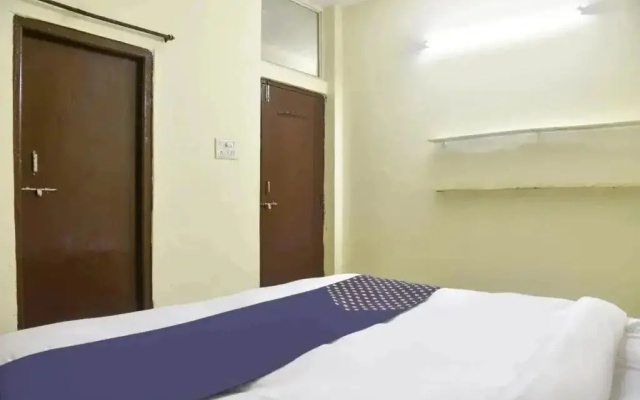 G Star Hotel by OYO Rooms