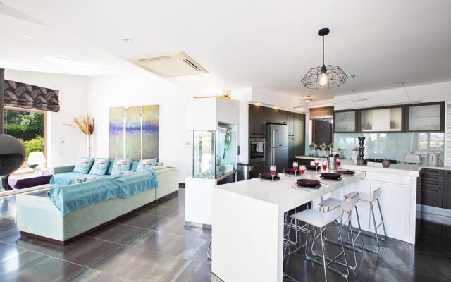 Villa Protaras Sunshine Stylish 4BDR Villa with Pool Close to Fig Tree Bay Beach