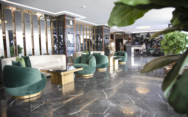 One hotel Casablanca