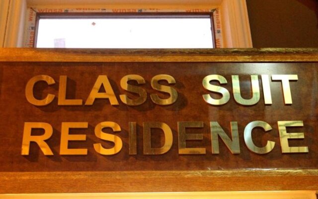 Class Suit Residence