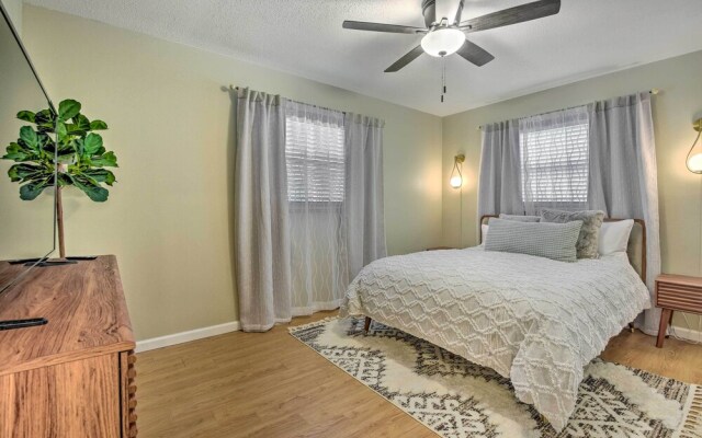 8 Mi to Beaches: Bradenton Home w/ Poolside Oasis!