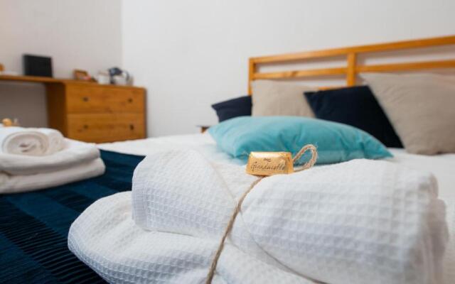 Light Blue - Apartment in the middle of everything