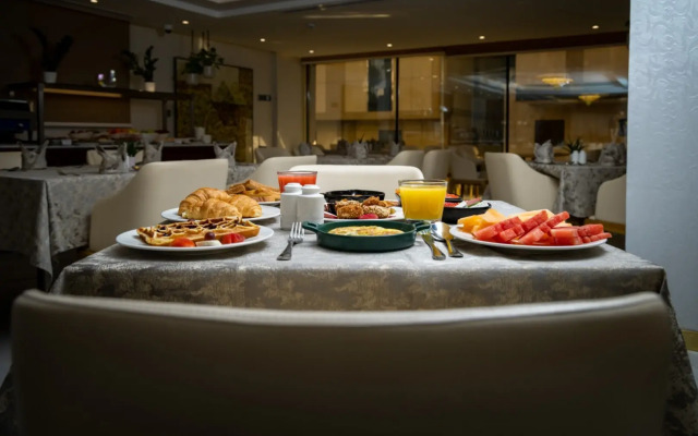Qasr Al Sahab Hotel Makkah