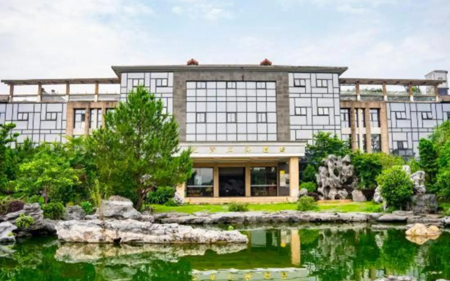 Stone Hotel