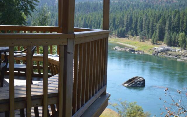 Rimrock Lodge