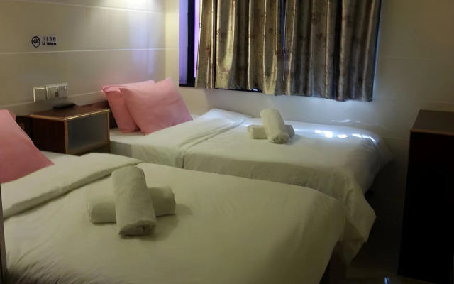Maple Leaf Guest House