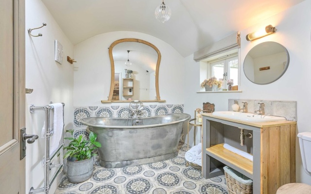 Tin Bath