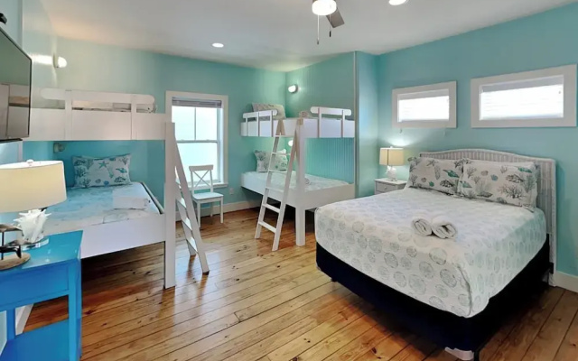 Turtle Paradise by Silver Sands Vacation Rentals