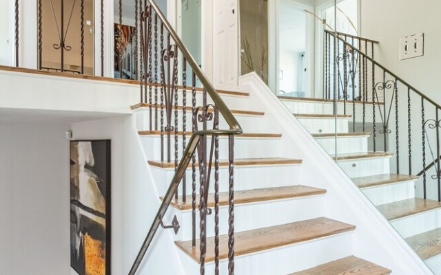 Family & Corporate home in Mississauga