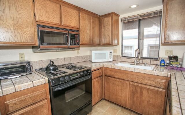 Summit X-ross Roads Condo
