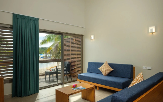Plantation Island Resort