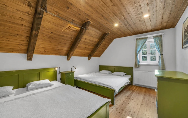 Villa Near Krkonose National Park