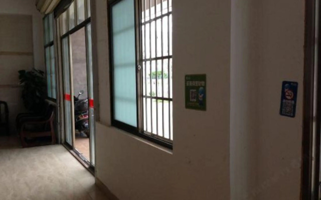 Riyuehe Hostel