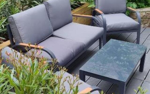 VALSCOSY parking - Activités illégales interdite