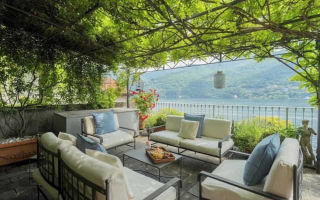 Vista Lario by Rent all Como