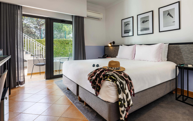 The Magnolia Hotel