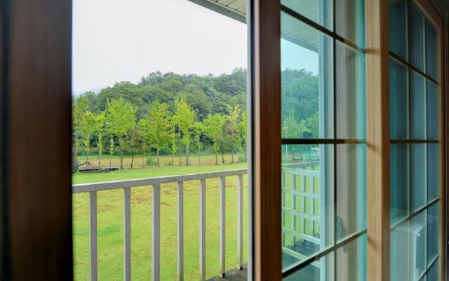 Sungbochon Youth Hostel - Hostel